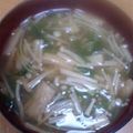 SILK0205's cooksnap of when they made えのきだけの味噌汁.