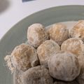 欲張りダイエット女's cooksnap of when they made 簡単♪米粉ときなこのスノーボールクッキー.