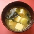 Banana♡♥'s cooksnap of when they made じゃがいもの味噌汁＊ホックホク.