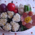 あいまいみ's cooksnap of when they made 子どもが喜ぶ☆目玉焼きのお花.