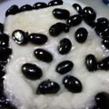 toshiebaba's cooksnap of when they made レンジで黒豆がおしるこに！！.