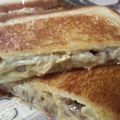 CoffeeCoco's cooksnap of when they made パン耳のカレー納豆チーズサンド✿.