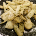 のりぞ～♪'s cooksnap of when they made ✿長芋とエリンギのバター醤油炒め✿.