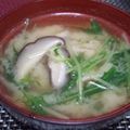 ごーあい's cooksnap of when they made 椎茸・水菜・豚肉の味噌汁.