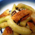 maruru-nn's cooksnap of when they made きゅうりとちくわのニンニク塩昆布炒め.