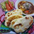 まりこ★'s cooksnap of when they made カレーと一緒に☆フライパンで焼くナン.