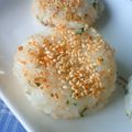 えまっちママ's cooksnap of when they made ＊ﾁｰｽﾞ入り焼きおにぎり＊.