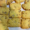 0610Love's cooksnap of when they made *。ザクザクナッツとチョコのクッキー。*.