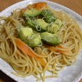 ミウタくちゃ's cooksnap of when they made 釜揚げシラスとアボカド★和風パスタ.
