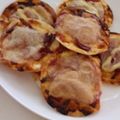 まなスケ's cooksnap of when they made 餃子の皮で簡単クリスピーピザ.