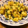 hisosari's cooksnap of when they made 揚げジャガのコリアンダー＆にんにく炒め.