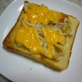 白いカピバラ's cooksnap of when they made 朝ごパン－その壱－ちくわトーストの巻.