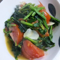 chibota's cooksnap of when they made ほうれん草とトマトのさっぱりにんにく炒め.