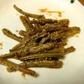 こうまさmam's cooksnap of when they made ごぼうが1本食べられる～甘辛胡麻がらめ.