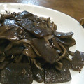mogurano's cooksnap of when they made 蒟蒻と舞茸の田舎の味♪.