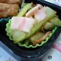 monchanママ's cooksnap of when they made ﾌﾞﾛｯｺﾘｰの芯で簡単弁当おかず☆.