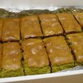 ひろこまち's cooksnap of when they made おみやげサイズのカステラ.