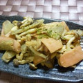 いずみるく's cooksnap of when they made ソーセージとごぼうと舞茸のみそマヨ炒め.
