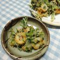 namitora's cooksnap of when they made 子供絶賛♪春菊とカニカマのおかかかき揚げ.