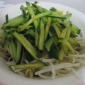 mikimia's cooksnap of when they made ✦もやしときゅうりの給食風サラダ✦.