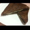 ＼MiKitty／'s cooksnap of when they made チョコパン＊メープルチーズホットサンド＊.