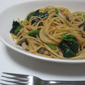 いちごあめ、's cooksnap of when they made 簡単！定番！きのことほうれん草のパスタ！.