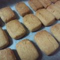 yumihimito's cooksnap of when they made 強力粉で作るｻﾞｯｸﾘ塩ちんすこう♪.