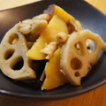 ゆっこっこー's cooksnap of when they made れんこんとサツマイモの煮物.