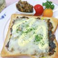 みっちゃん❇️68's cooksnap of when they made カレーの残りで♪チーズカレートースト.