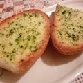 rie-tin's cooksnap of when they made 簡単ガーリックトースト　アメリカ発.