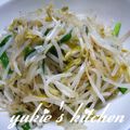 yukiはぴ's cooksnap of when they made シャキシャキもやし炒め.