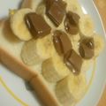 yassiiiiii's cooksnap of when they made 簡単♪　板チョコとバナナのトースト.