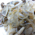 ゾウのお母さん's cooksnap of when they made しめじごぼう炒め☆.