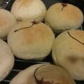 ちゅーりっぷん's cooksnap of when they made クリームチーズ入り桜フランスパン.