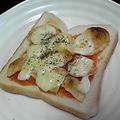 亜久里's cooksnap of when they made ポテチピザトースト★.