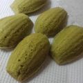 モチョ1013's cooksnap of when they made マドレーヌ♡抹茶.