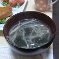 mametan429's cooksnap of when they made もやしとワカメのスープ.