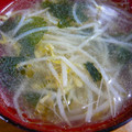 はりゃりゃ's cooksnap of when they made 節約簡単あったまる　もやしスープ.