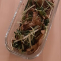 アクセル☆'s cooksnap of when they made グリーンリーフと舞茸の生姜塩炒め♪.