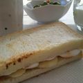 なつきばぁば's cooksnap of when they made とっろ～♪マシュピー♪ホットサンド.