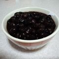 なっちママ☆'s cooksnap of when they made 炊飯器で黒豆煮.