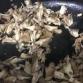葉月優希's cooksnap of when they made 舞茸のバター醤油ソテー.