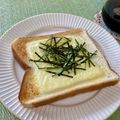 ビートルズ食堂's cooksnap of when they made 喫茶店の味♬海苔たっぷりチーズトースト.