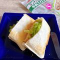 のんべぇヒロ's cooksnap of when they made ランチパックラブラブサンドあちちな食べ方.