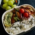 マルんちの丸顔's cooksnap of when they made 我が家の卵焼き～緑野菜刻んで入れてます！.