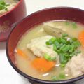 papikun's cooksnap of when they made 根菜と鶏肉だんごのお味噌汁.