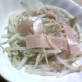 ねっちゃんっ's cooksnap of when they made 簡単】もやしのナムル【おつまみ.