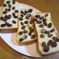 はーさん愛ぼん's cooksnap of when they made 弾ける☆レーズン練乳粉チーズトースト♪.