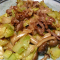 さおり0714's cooksnap of when they made 春キャベツとしめじのマヨ炒め.