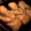 tomokoshiawase's cooksnap of when they made ネジネジごまあんパン.